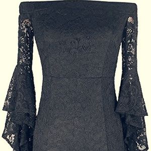 Off the shoulder lace maxi dress